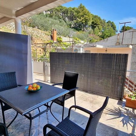 Apartments Stare Duce 6 Omis Bilik gambar