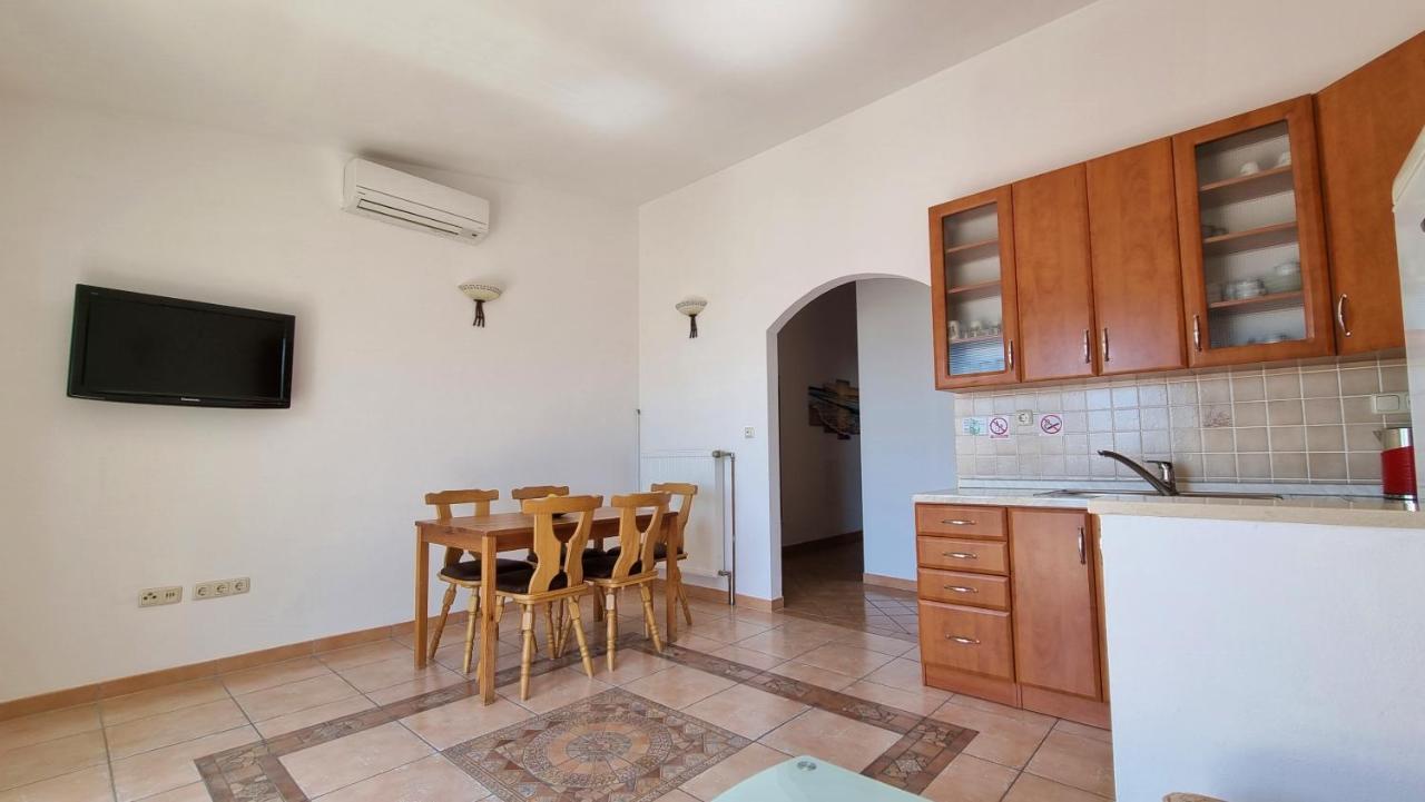 Apartments Stare Duce 6 Omis Luaran gambar