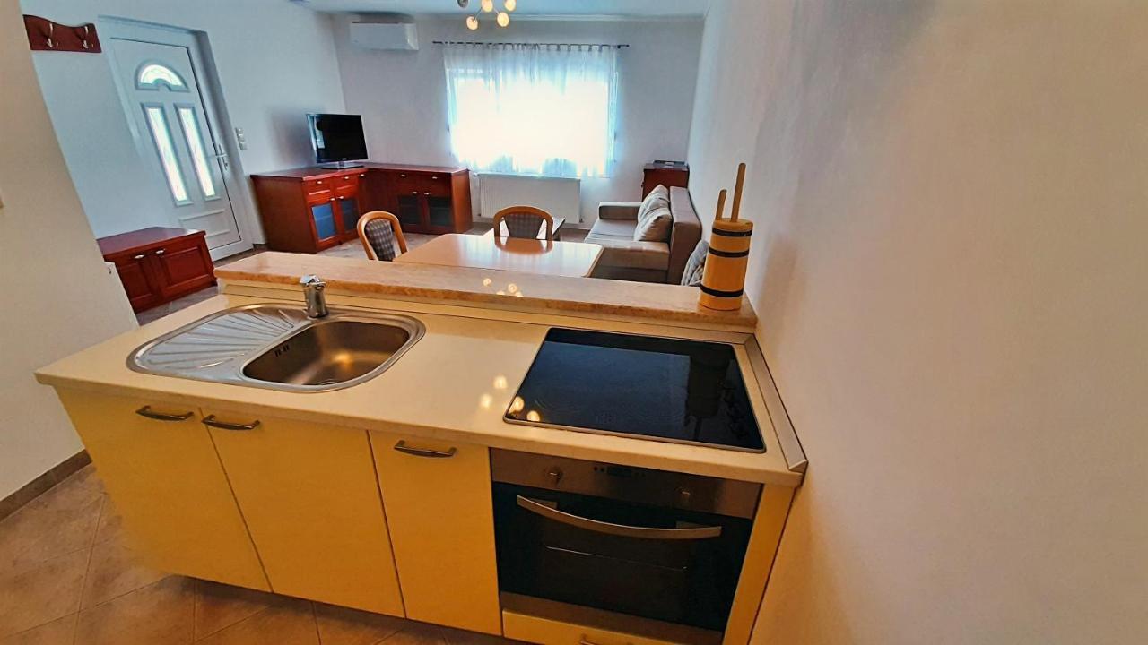 Apartments Stare Duce 6 Omis Luaran gambar