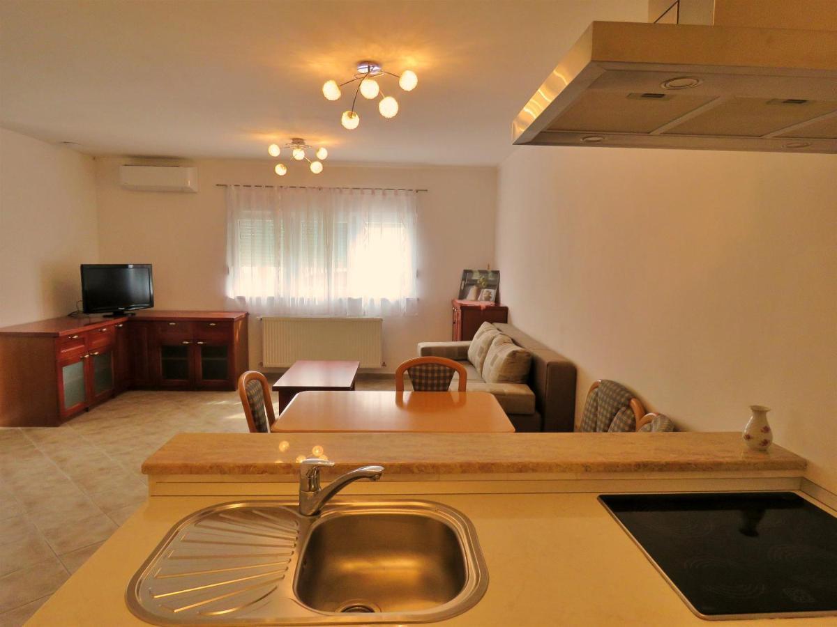 Apartments Stare Duce 6 Omis Luaran gambar