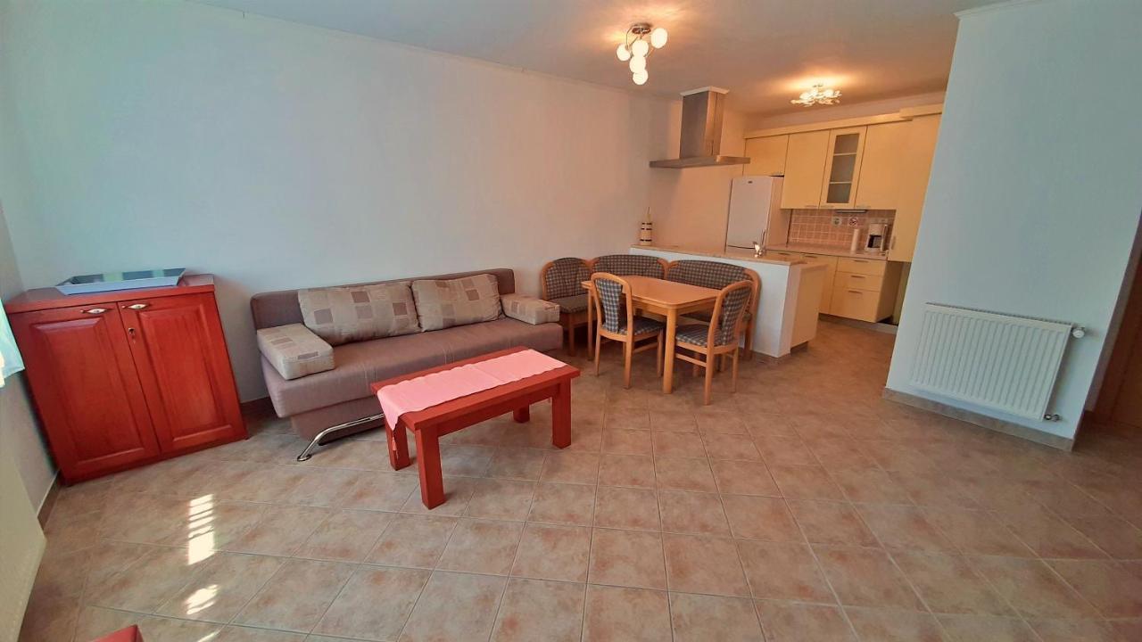 Apartments Stare Duce 6 Omis Luaran gambar